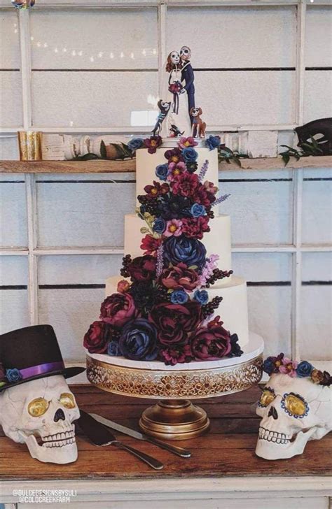 gothic cake toppers|goth wedding cakes.